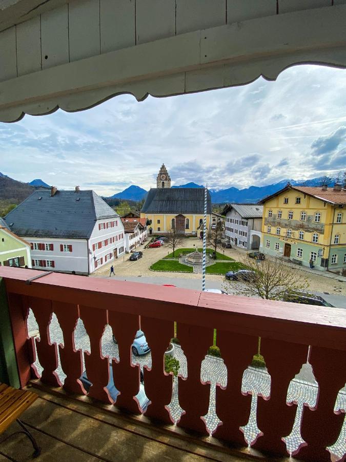 Hotel Hofwirt Neubeuern Exterior photo