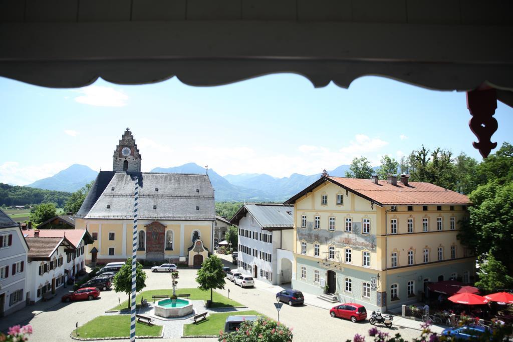Hotel Hofwirt Neubeuern Exterior photo
