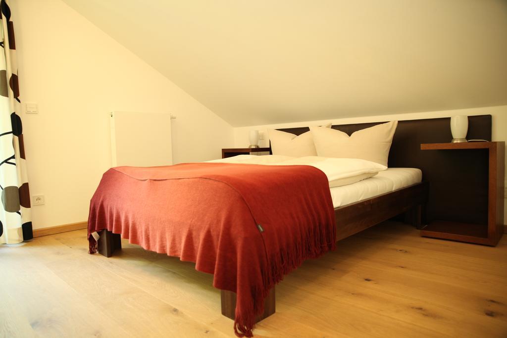 Hotel Hofwirt Neubeuern Exterior photo